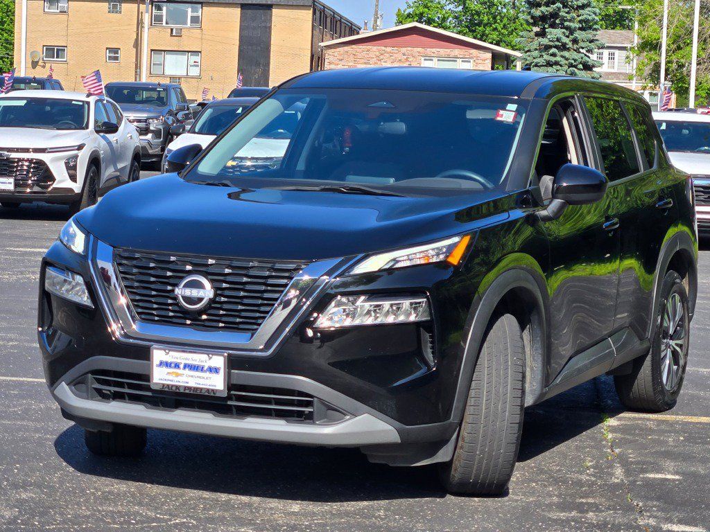 Used 2023 Nissan Rogue SV FWD image 5