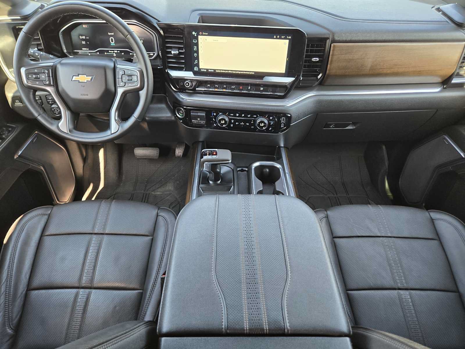 Used 2024 Chevrolet Silverado 1500 High Country w/ High Country Premium Package AWD/4WD image 26