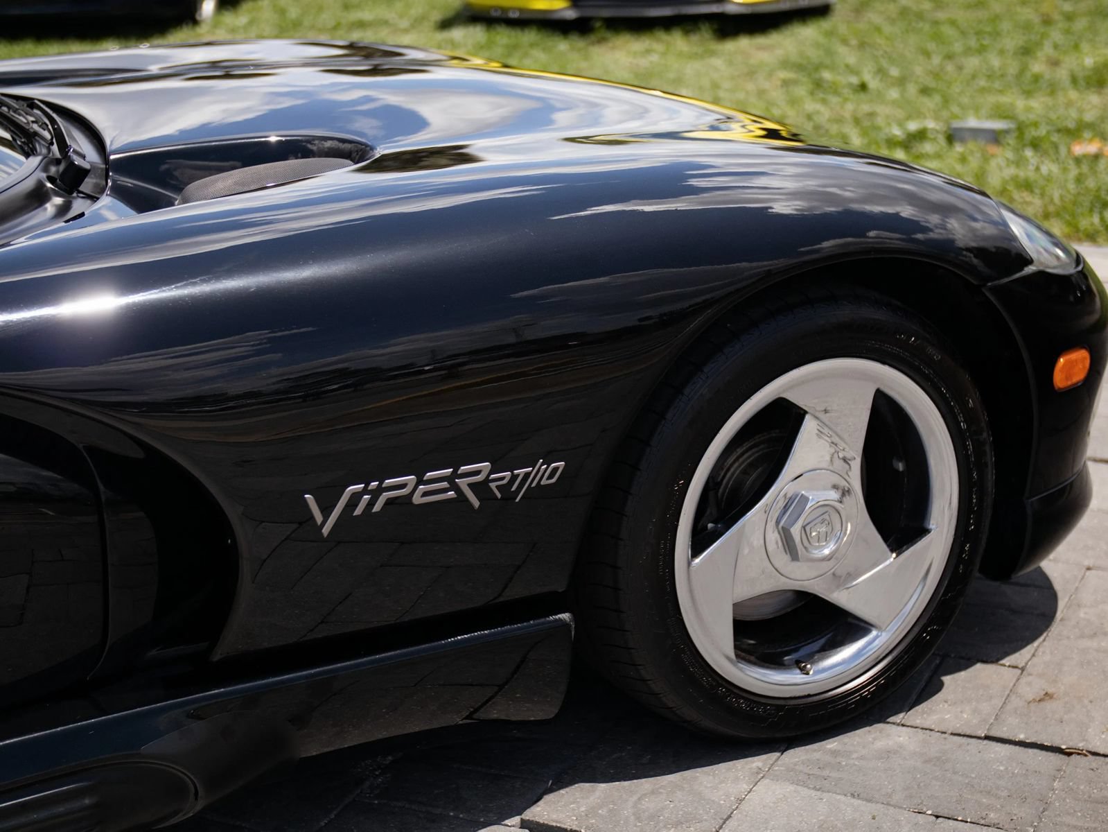Used 1994 Dodge Viper RT/10 RWD image 24