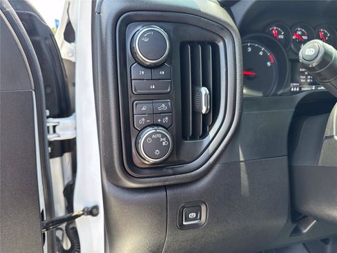 Used 2024 Chevrolet Silverado 2500 Custom w/ Custom Value Package AWD/4WD image 19
