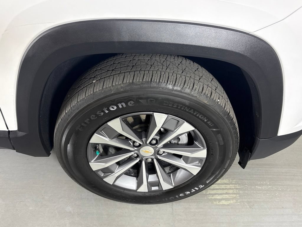 Certified 2026 Chevrolet Equinox LT FWD image 13