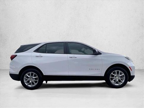 Certified 2024 Chevrolet Equinox LS FWD image 5