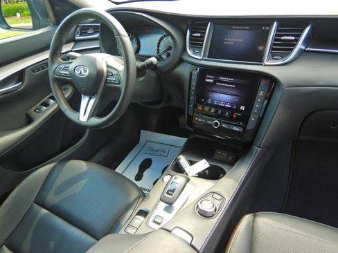 Used 2023 INFINITI QX50 Luxe AWD/4WD image 5