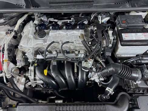 Used 2022 Toyota Corolla LE image 38