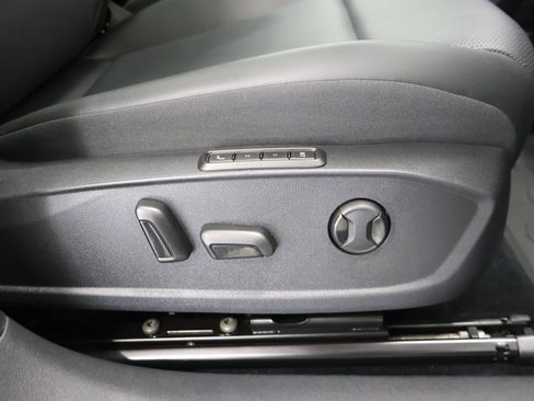 Used 2021 Volkswagen ID.4 Pro S w/ Gradient Package image 22