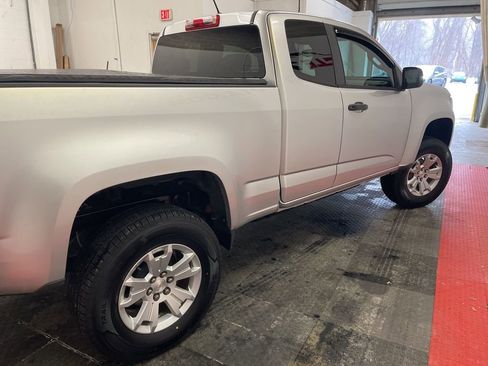 Used 2016 Chevrolet Colorado W/T image 12