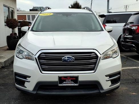 Used 2019 Subaru Ascent Premium image 2