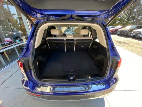 Used 2022 Mercedes-Benz GLB 250 4MATIC image 15