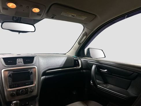 Used 2014 GMC Acadia SLE image 21