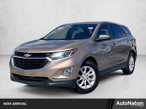 Used 2018 Chevrolet Equinox LS image 1