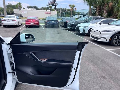 Used 2020 Tesla Model Y Long Range AWD/4WD image 54