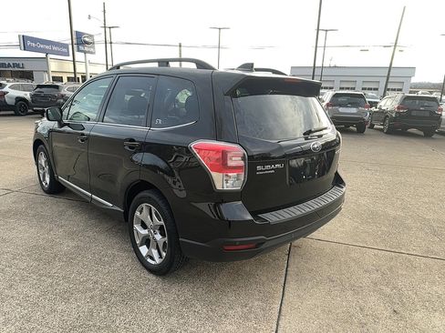 Used 2018 Subaru Forester 2.5i Touring w/ Popular Package #3B image 8