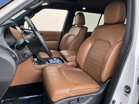 Certified 2024 INFINITI QX80 Sensory w/ Cargo Package AWD/4WD image 2