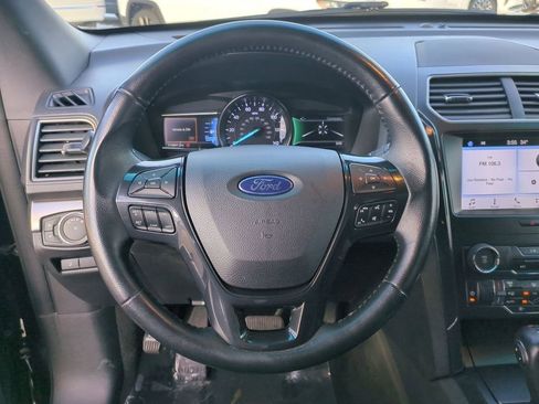 Used 2019 Ford Explorer XLT w/ Equipment Group 201A image 16