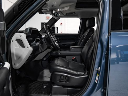 Used 2020 Land Rover Defender 110 HSE AWD/4WD image 14