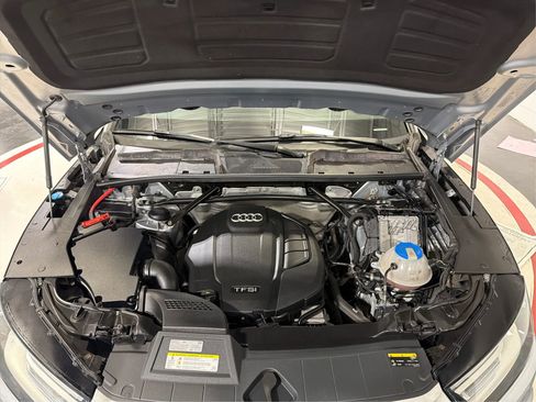 Used 2018 Audi Q5 2.0T Premium image 11