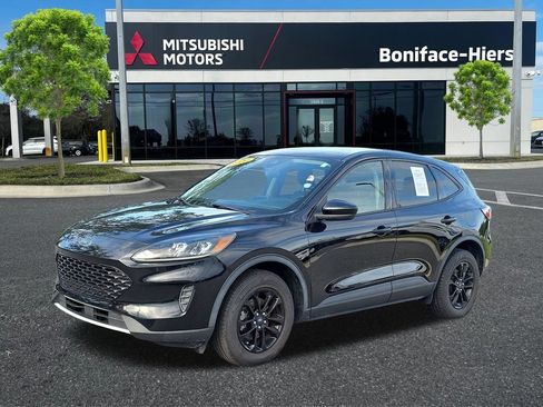 Used 2020 Ford Escape SE Sport AWD/4WD image 2