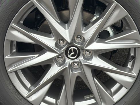 New 2025 MAZDA CX-5 AWD 2.5 S w/ Premium Plus Pkg image 4