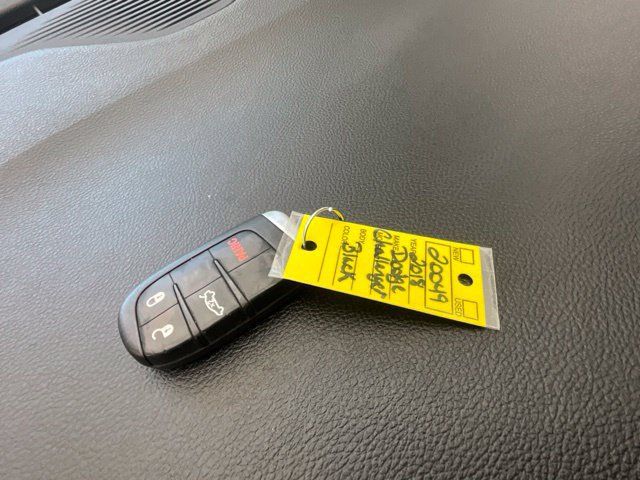 Used 2018 Dodge Challenger R/T Scat Pack RWD image 5
