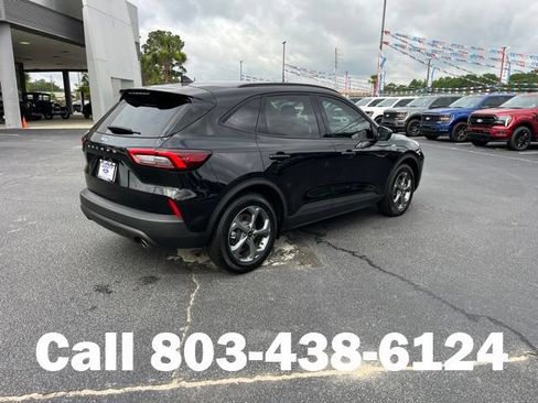 Used 2025 Ford Escape ST-Line FWD image 3