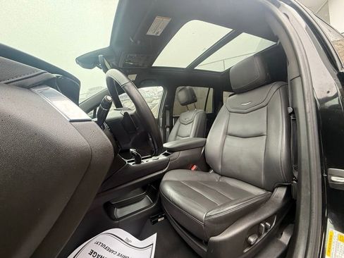 Used 2024 Cadillac XT6 Premium Luxury w/ Technology Package AWD/4WD image 13
