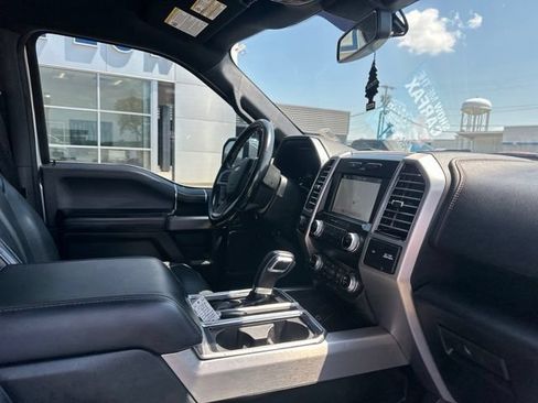Certified 2019 Ford F150 Platinum AWD/4WD image 9