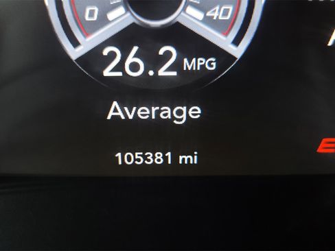 Used 2016 Dodge Charger SE image 11