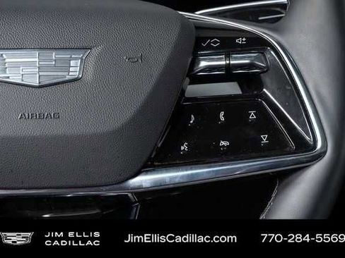 Certified 2025 Cadillac Optiq Luxury 2 w/ LPO, Floor Liner Package image 13