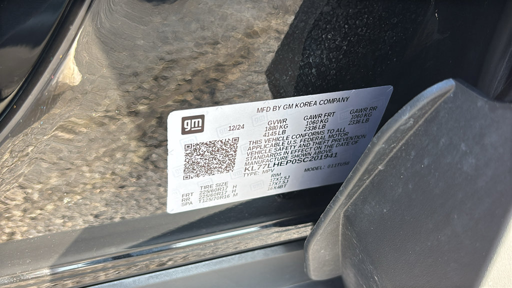 Used 2025 Chevrolet Trax LT FWD image 34