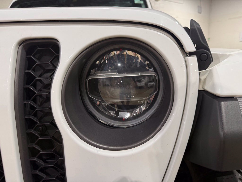 Used 2021 Jeep Gladiator Rubicon AWD/4WD image 22