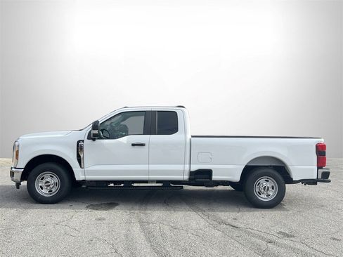 New 2026 Ford F250 XL w/ 360-Degree Camera Package image 21