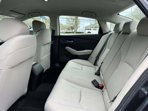 Certified 2023 Honda Accord LX image 9