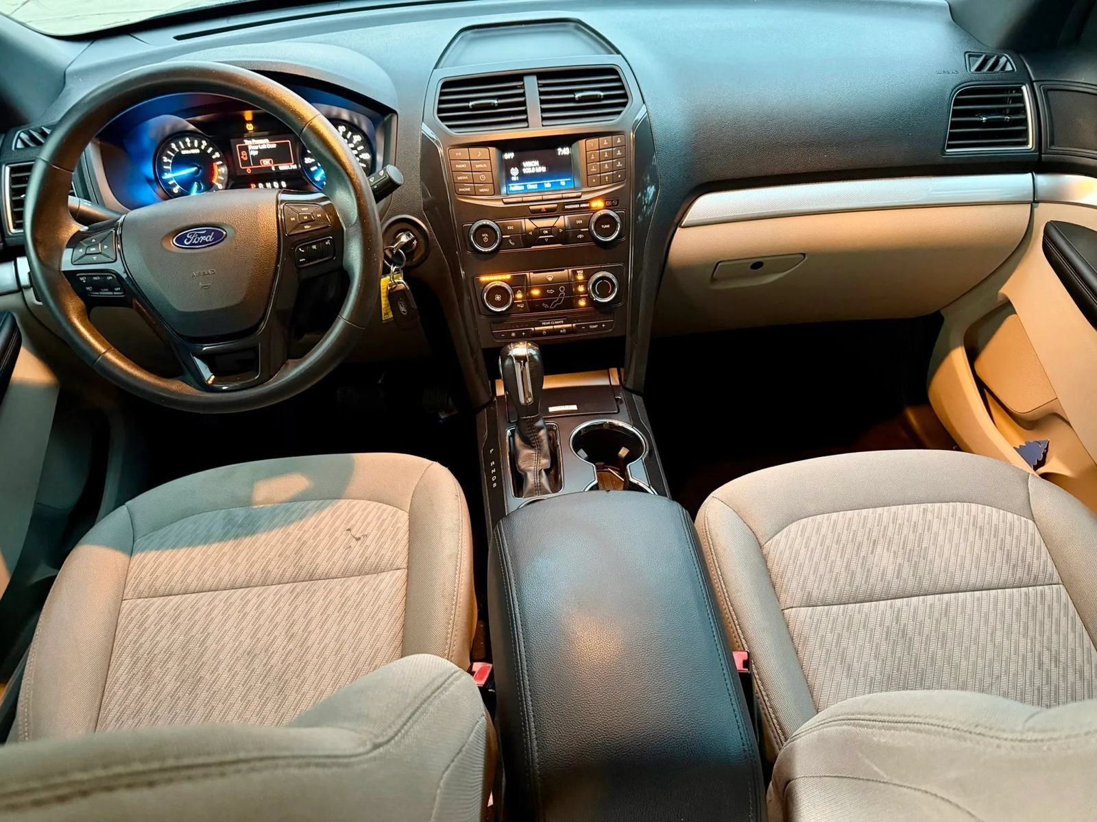 Used 2018 Ford Explorer FWD image 19