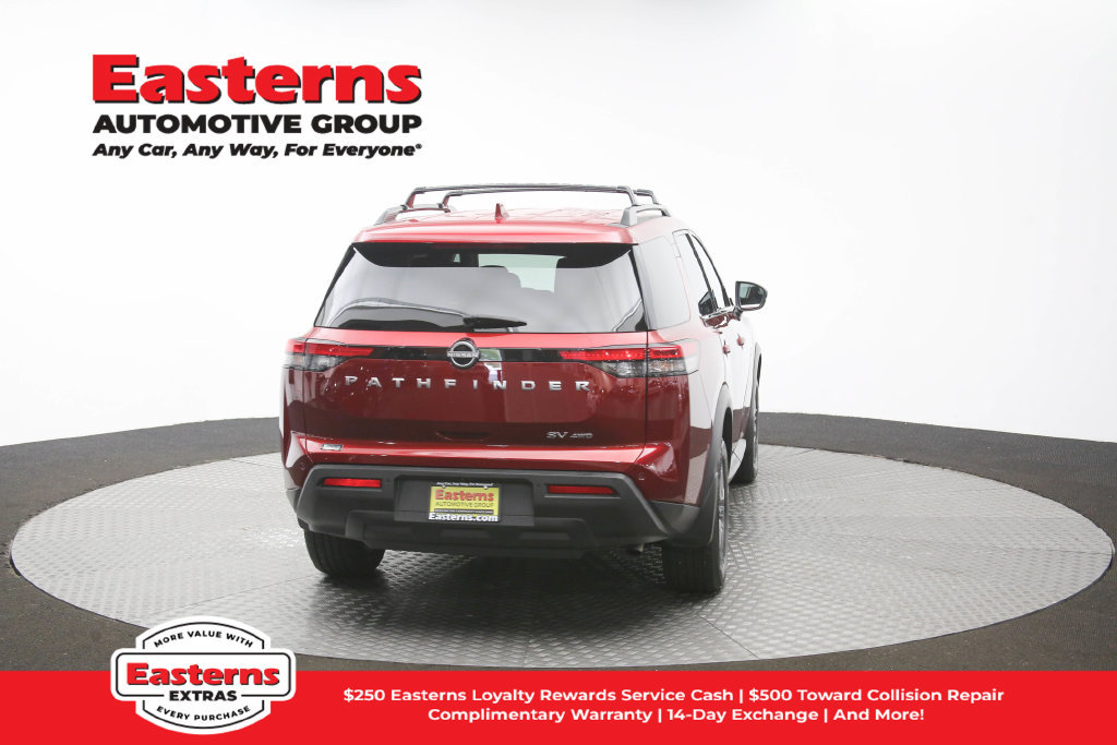 Used 2024 Nissan Pathfinder SV AWD/4WD image 41