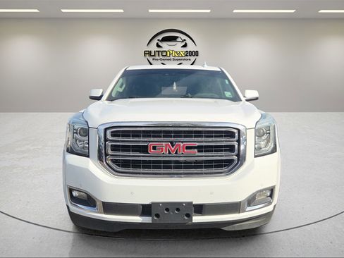 Used 2019 GMC Yukon XL SLT image 2