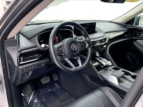 Used 2024 Acura MDX SH-AWD w/ Advance Package image 13