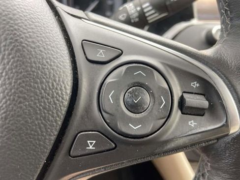 Used 2019 Buick Envision Essence image 17
