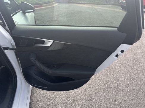 Used 2022 Audi S4 Premium Plus image 22