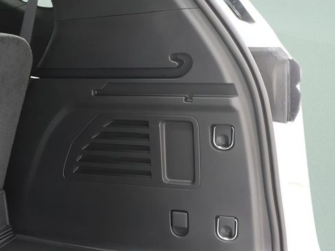 New 2026 Chevrolet Traverse LT w/ Driver Confidence Package image 27