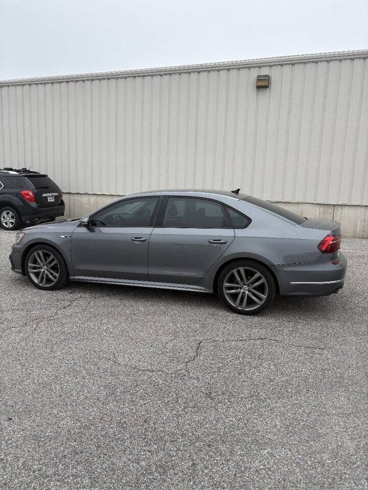 Used 2018 Volkswagen Passat 2.0T S FWD image 5