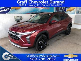 Used 2025 Chevrolet Trax LT w/ Driver Confidence Package image 1