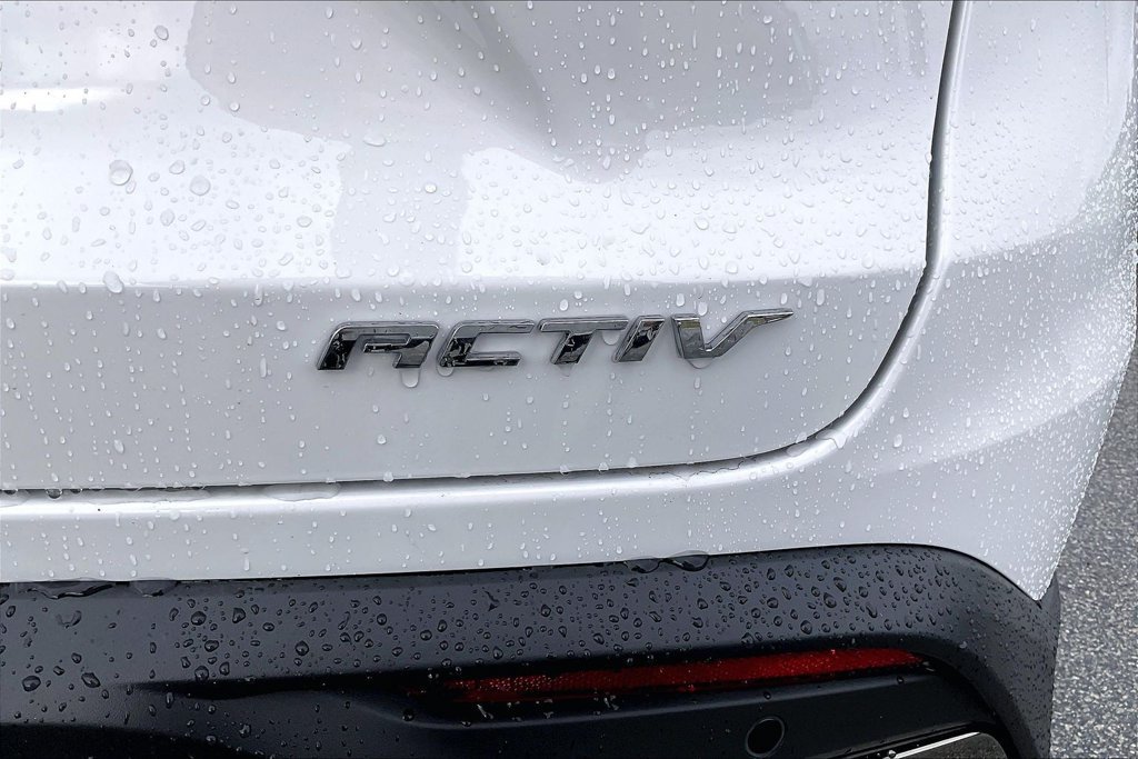 New 2026 Chevrolet Trax ACTIV w/ Sunroof Package FWD image 14