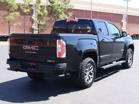 Used 2022 GMC Canyon AT4 image 29