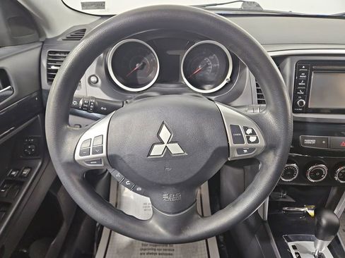 Used 2017 Mitsubishi Lancer ES image 14