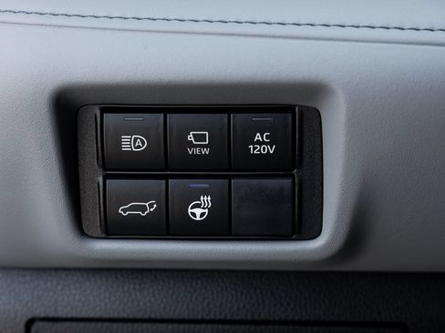 Used 2023 Toyota Highlander Platinum AWD/4WD image 27