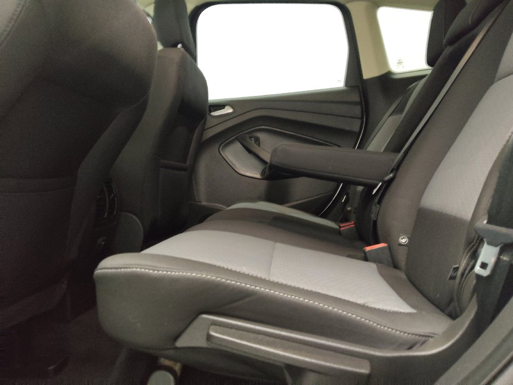 Used 2018 Ford Escape SE w/ Ford Safe & Smart Package AWD/4WD image 18