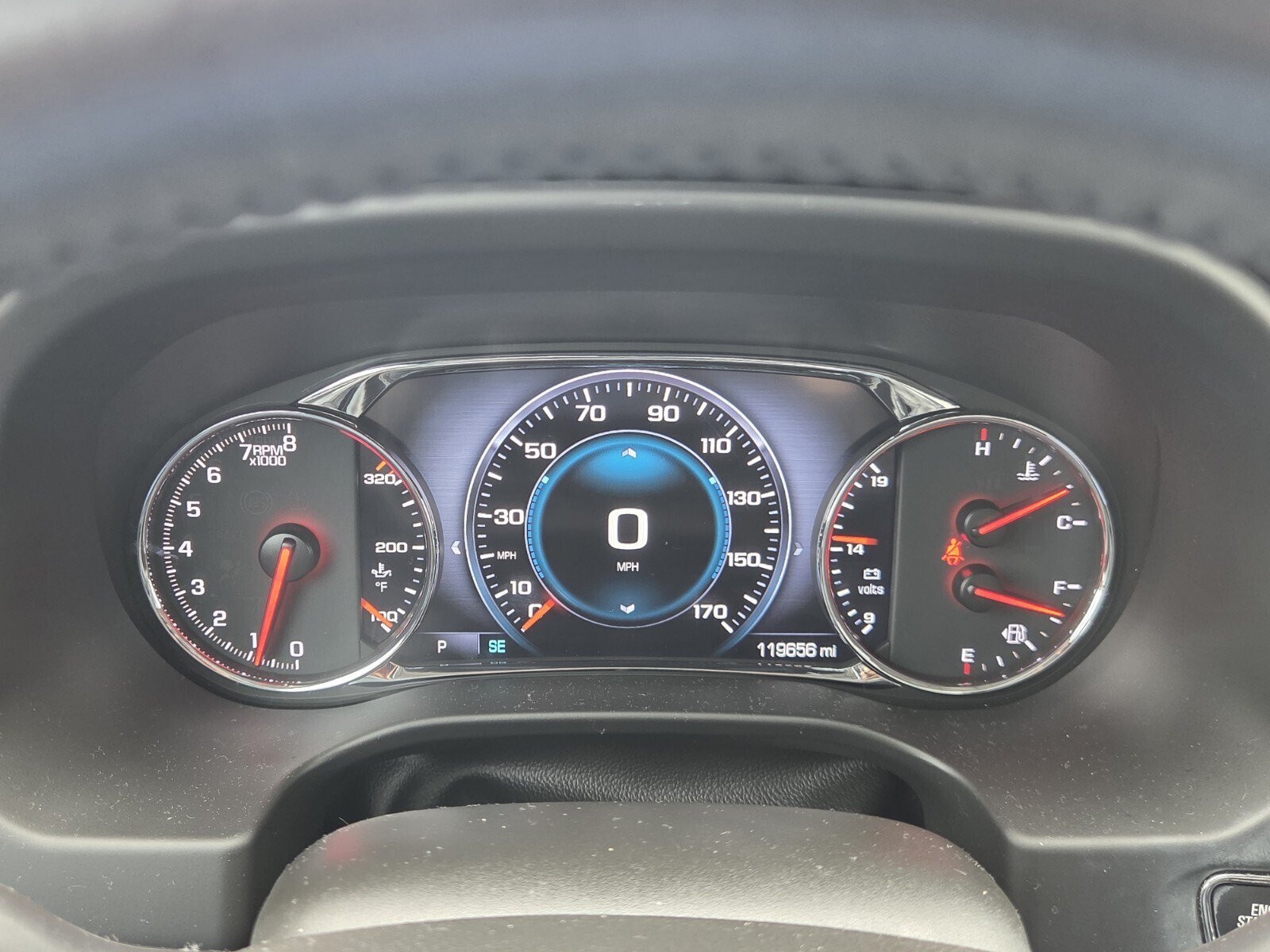 Used 2018 GMC Acadia Denali w/ Technology Package FWD image 13