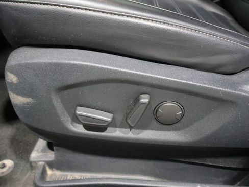 Used 2020 Ford Edge SEL FWD image 12