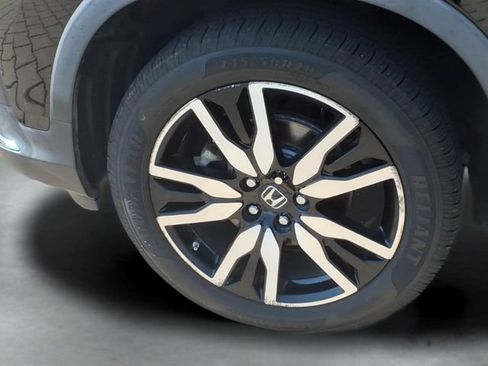 Used 2019 Honda Pilot Elite image 18