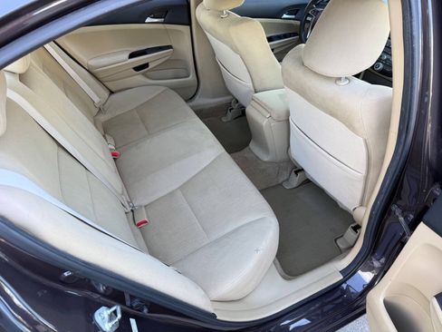 Used 2011 Honda Accord LX image 34